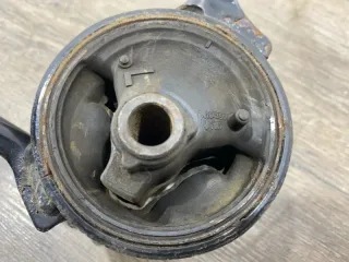 MN101574 Подушка крепления двигателя Mitsubishi ASX Арт 2-782817, вид 2