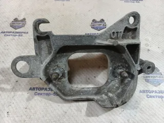 112221641R Кронштейн опоры двигателя Nissan Qashqai 2 Арт 2-783119, вид 3