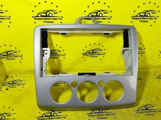 4M5118522 Рамка под магнитолу Ford Focus 1 Арт 2-785322, вид 1