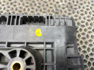 1K0 915 333 H Кронштейн крепления аккумулятора Volkswagen Touran 1 Арт 2-821171, вид 11