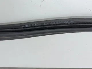 7P6827705 Уплотнительная резинка Volkswagen Touareg 2 Арт 2-859498, вид 2