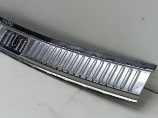 7P0863459E Накладка замка багажника Volkswagen Touareg 2 Арт 2-874359, вид 5