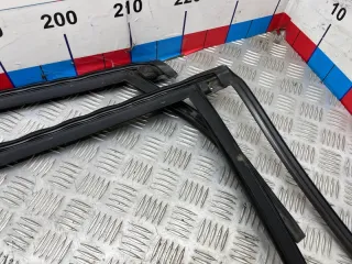 1785224 Уплотнитель стекла Ford Focus 3 restailing Арт 2-880549, вид 27