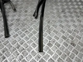 1785224 Уплотнитель стекла Ford Focus 3 restailing Арт 2-880549, вид 6