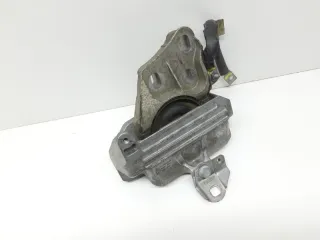 A2472400017 Подушка крепления двигателя Mercedes CLA c117 Арт 2-920197, вид 1