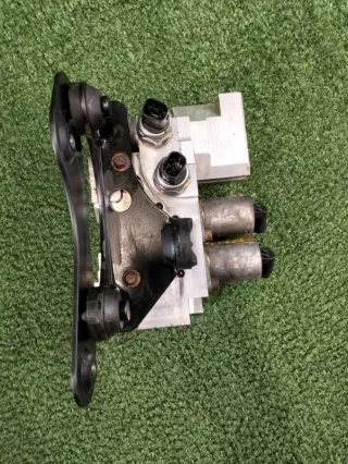 A1663201158 Блок клапанов активного стабилизатора Mercedes GLS X166 Арт 2-923190, вид 4