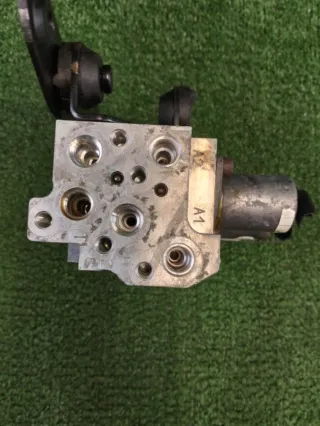 A1663201158 Блок клапанов активного стабилизатора Mercedes GLS X166 Арт 2-923190, вид 6