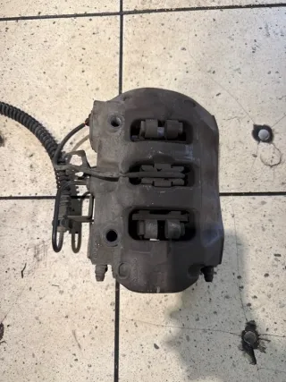 7P6615424D Суппорт тормозной Volkswagen Touareg 2 Арт 2-923337, вид 1