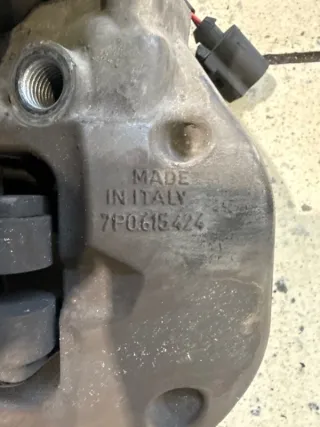 7P6615424D Суппорт тормозной Volkswagen Touareg 2 Арт 2-923337, вид 5