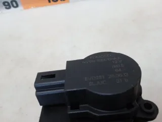 AV6N19E616AA Моторчик заслонки печки Ford Focus 3 Арт 2-937798, вид 8