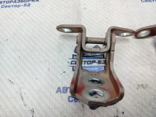 824011KA0A Петля двери Nissan Juke 1 Арт 2-940374, вид 3