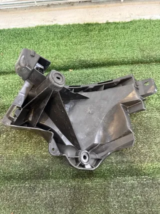 4M8807393 Кронштейн крепления бампера Audi Q8 Арт 2-954814, вид 2