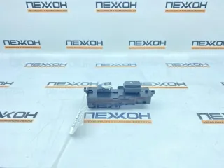 93581C5110 Кнопка стеклоподъемника Kia Sorento 3 restailing Арт 2-955285, вид 1