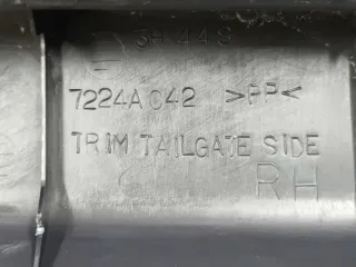 7224a038 Обшивка крышки багажника Mitsubishi Lancer 10 Арт 2-958888, вид 15