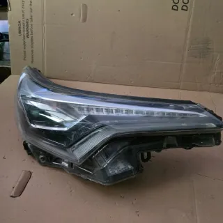 2016-2019R 81110-F4170 Фара правая Toyota C-HR Арт e12785677, вид 1