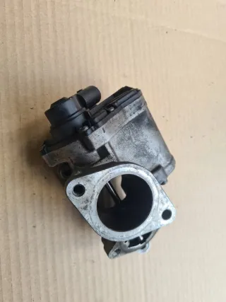 A2C53026301 A2C53025930 8200609274 H8200194323 Клапан EGR Renault Grand Scenic 2 Арт e12758979, вид 1