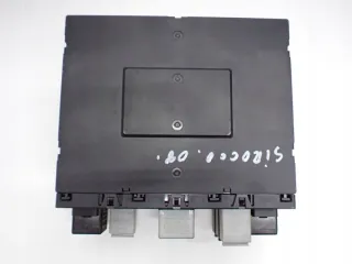 3C8937049E Блок предохранителей Volkswagen Scirocco 3 Арт e12738298, вид 2