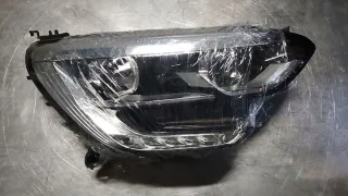 2016-2020R 260102555R Фара правая Renault Megane 4 Арт e12736592, вид 1