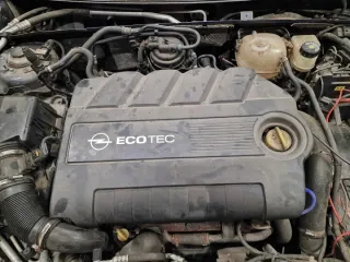 00000014 Декоративная крышка двигателя Opel Signum Арт e12733484, вид 1