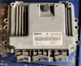 0281012212 8200504296 Блок управления двигателем Renault Espace 4 Арт e12729899, вид 1