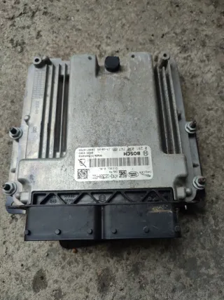 H7A3-12C520-FCC H7a312c520fcc Блок управления двигателем Jaguar F-Pace Арт e12728420, вид 1