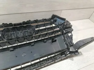 8U0853653M 8u0853653M Решетка радиатора Audi Q3 1 Арт e12725753, вид 3
