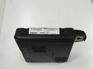 8200306032A S118399200D Блок комфорта Renault Scenic 2 Арт e12719065, вид 3