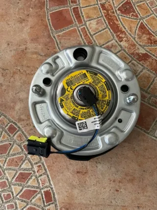310836877N77 Подушка безопасности BMW 5 F10/F11/GT F07 Арт e12717961, вид 2