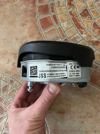 310836877N77 Подушка безопасности BMW 5 F10/F11/GT F07 Арт e12717961, вид 3