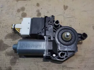 5K0959795 5K0959795,5K0959704D Моторчик стеклоподъемника Volkswagen Golf 6 Арт e12715256, вид 1