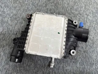 GX73-6K775-AF Интеркулер Jaguar XF 260 Арт e12700305, вид 2