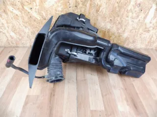 PE01-13-3AY Корпус воздушного фильтра Mazda 5 1 Арт e12690700, вид 2
