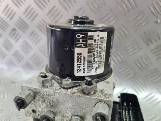 13412550 Блок ABS Opel Astra J Арт e12597806, вид 2