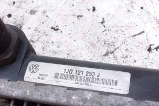 1J0121253J Радиатор (основной) Volkswagen Golf 4 Арт e12276356, вид 2