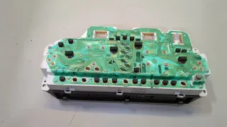  Щиток приборов (приборная панель) Mitsubishi Galant 8 Арт 20447182, вид 3