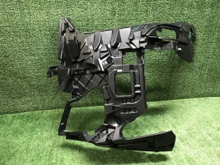 51118085627 Кронштейн перед бампера нв BMW X5 G05  Арт 0000007982279