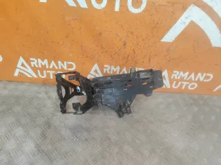 51647200793, 3 кронштейн фары BMW 5 F10/F11/GT F07 Арт AR312410