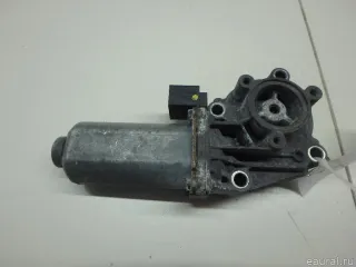 IGH500040 Моторчик блокировки межосевого дифференциала Land Rover Discovery 3 Арт E70810948, вид 1