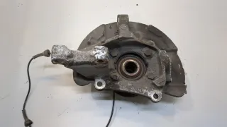 31329980,31200314,30760817 Ступица передняя правая Volvo V70 3 Арт 20383775, вид 2