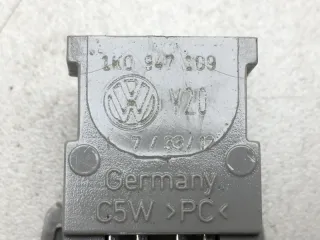 1K0947109 Фонарь салона (плафон) Volkswagen Tiguan 1 Арт 2-179320, вид 6