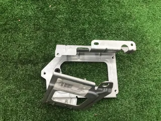 A2225451840 Кронштейн блока управления двигателем Mercedes S W222 Арт 2-445386, вид 2