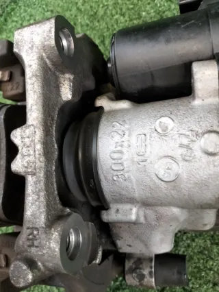 A2054230481 Суппорт тормозной Mercedes C W205 Арт 2-931843, вид 5