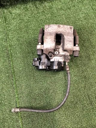 A2054230481 Суппорт тормозной Mercedes C W205 Арт 2-931843, вид 8