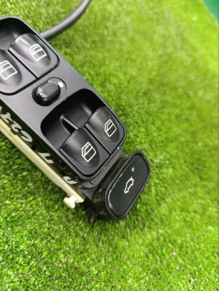 A2038200110 Блок кнопок стеклоподъемников Mercedes C W203 Арт 2-948064, вид 2