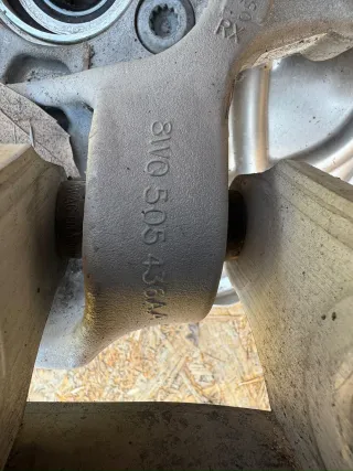  Кулак задний правый Audi A4 B9 Арт AL17647406747, вид 5