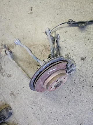  Кулак задний правый Mercedes E W211 Арт AL17668924634, вид 1