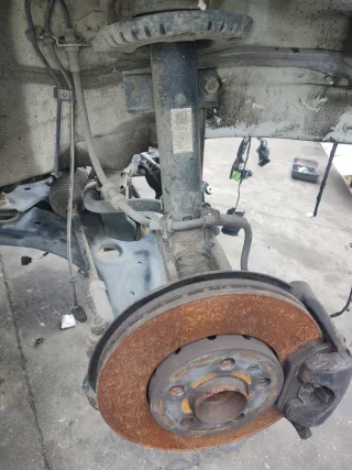 6R0413031BF Кулак поворотный передний левый Skoda Rapid Арт AL17695609643, вид 2