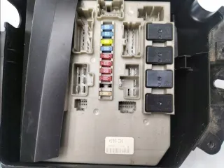 902665A Короб предохранителей Renault Modus Арт AL17752668159, вид 2