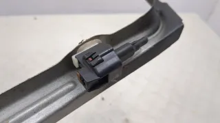  Замок капота Pontiac Vibe 1 Арт 20456074, вид 3