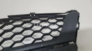 BR5S501T0A Решетка в бампер центральная Mazda 3 BK Арт AM23510256, вид 3